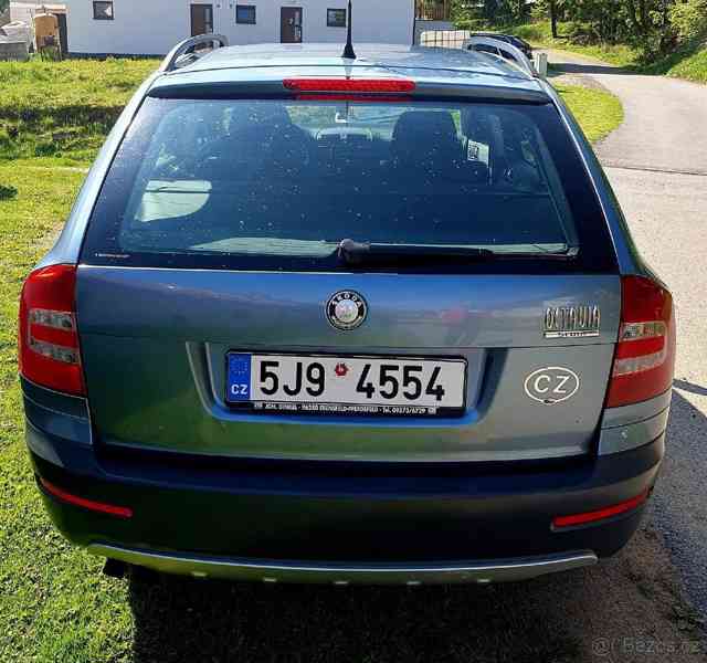 Škoda Octavia Scout kombi 4x4 2 TDI 103 kW - foto 17