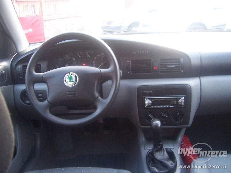 Škoda Octavia 1,9 SDi Temptation - foto 10