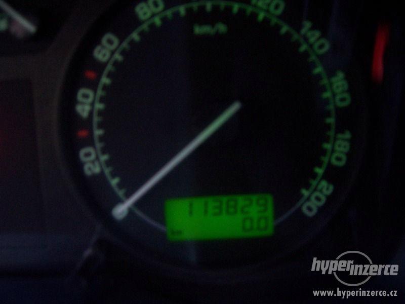 Škoda Octavia 1,9 SDi Temptation - foto 14