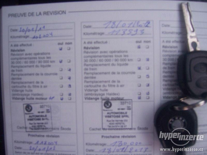 Škoda Octavia 1,9 SDi Temptation - foto 18