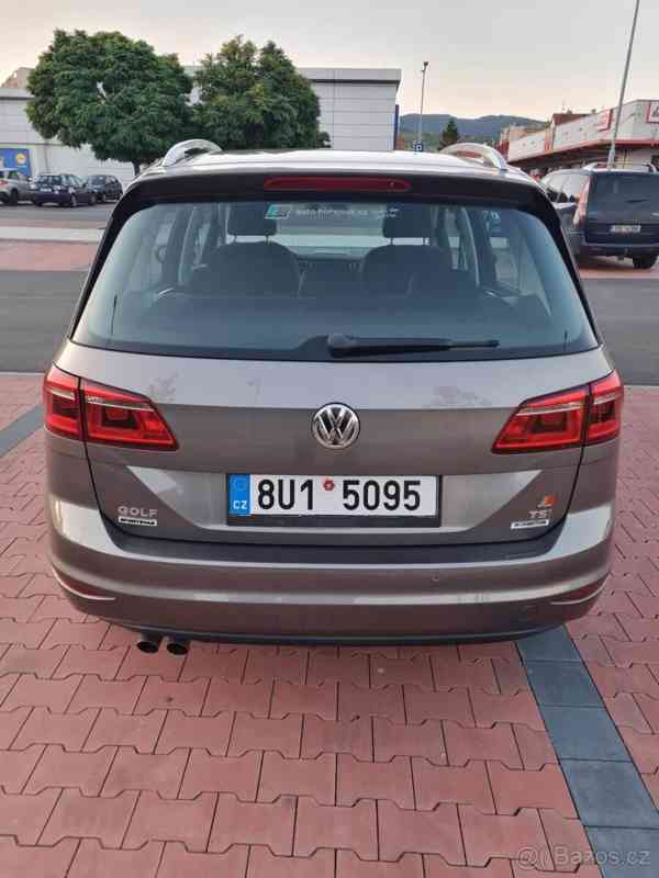 Volkswagen Golf 1,4   TSI (92kW) - foto 7
