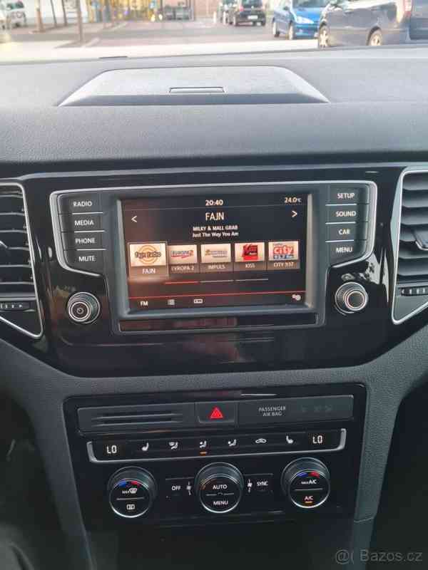 Volkswagen Golf 1,4   TSI (92kW) - foto 9