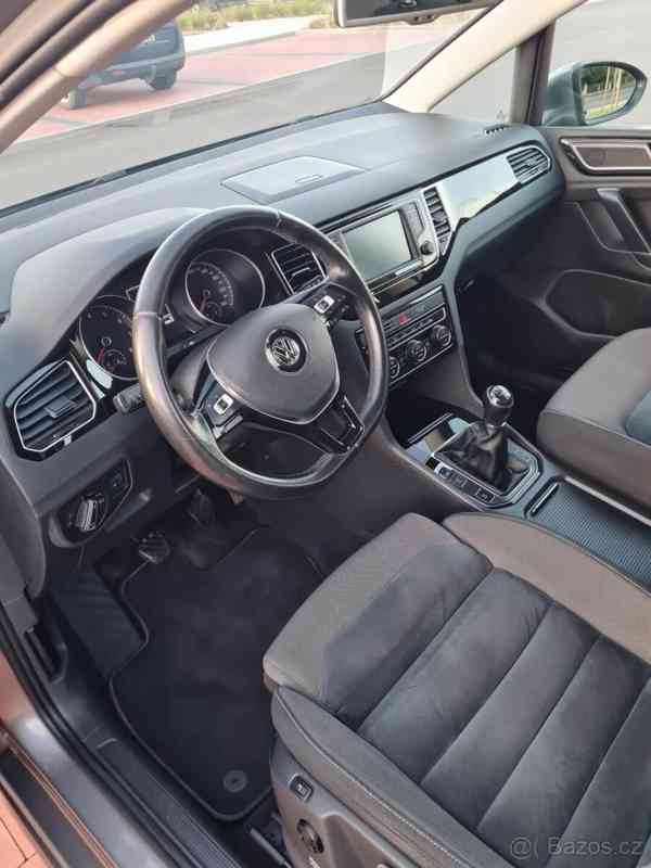 Volkswagen Golf 1,4   TSI (92kW) - foto 8