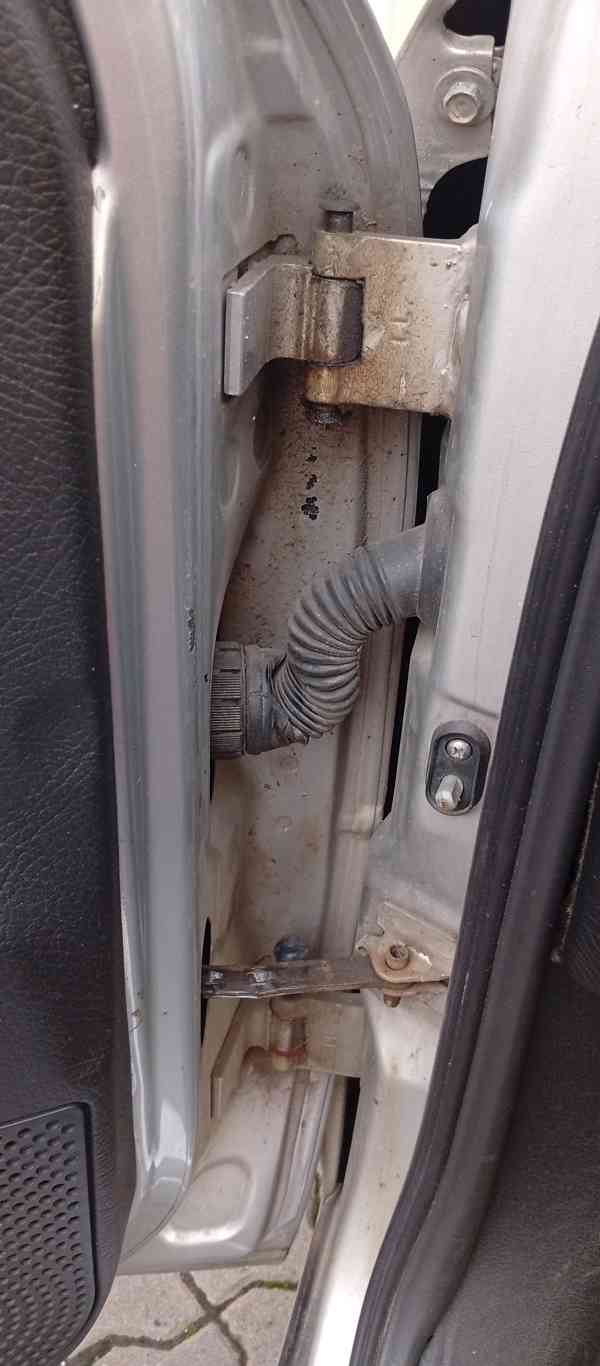 OPEL ASTRA1.6I GLS 1994 funkční vůz125000km SEDAN stř.metal. - foto 6