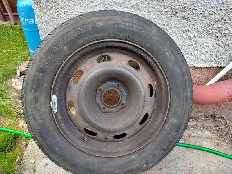 Disky a zimní pneumatiky PEUGEOT 406 - foto 1