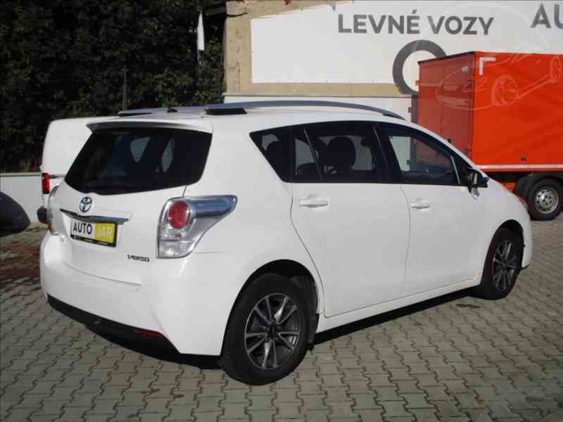 Toyota Verso 1,8 Valvematic AUTOMAT,NAVI - foto 4