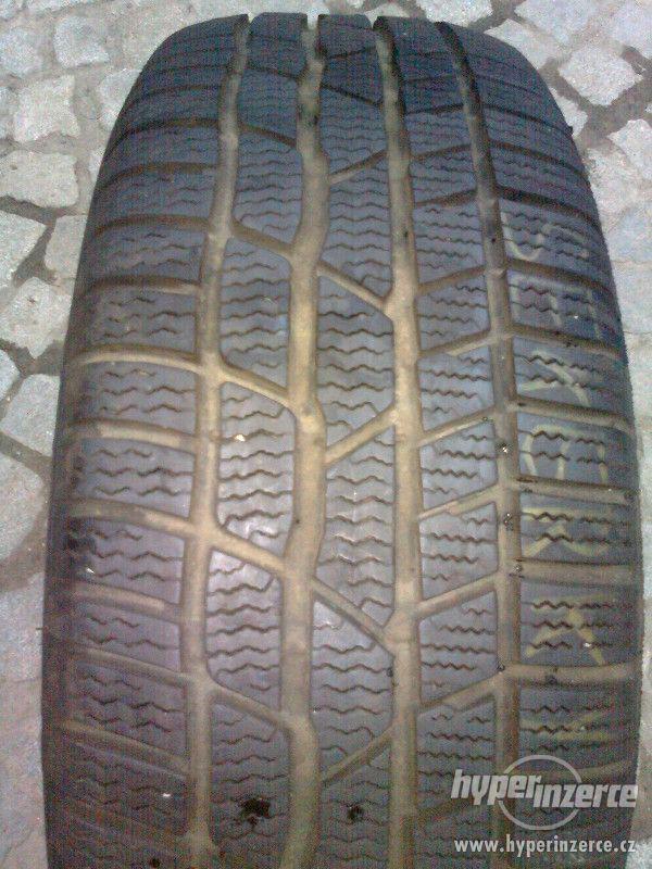 17"ZÁNOVNÍ ZIMNÍ PNEU 205/50,R-17"CONTINENTAL 2KS - foto 2