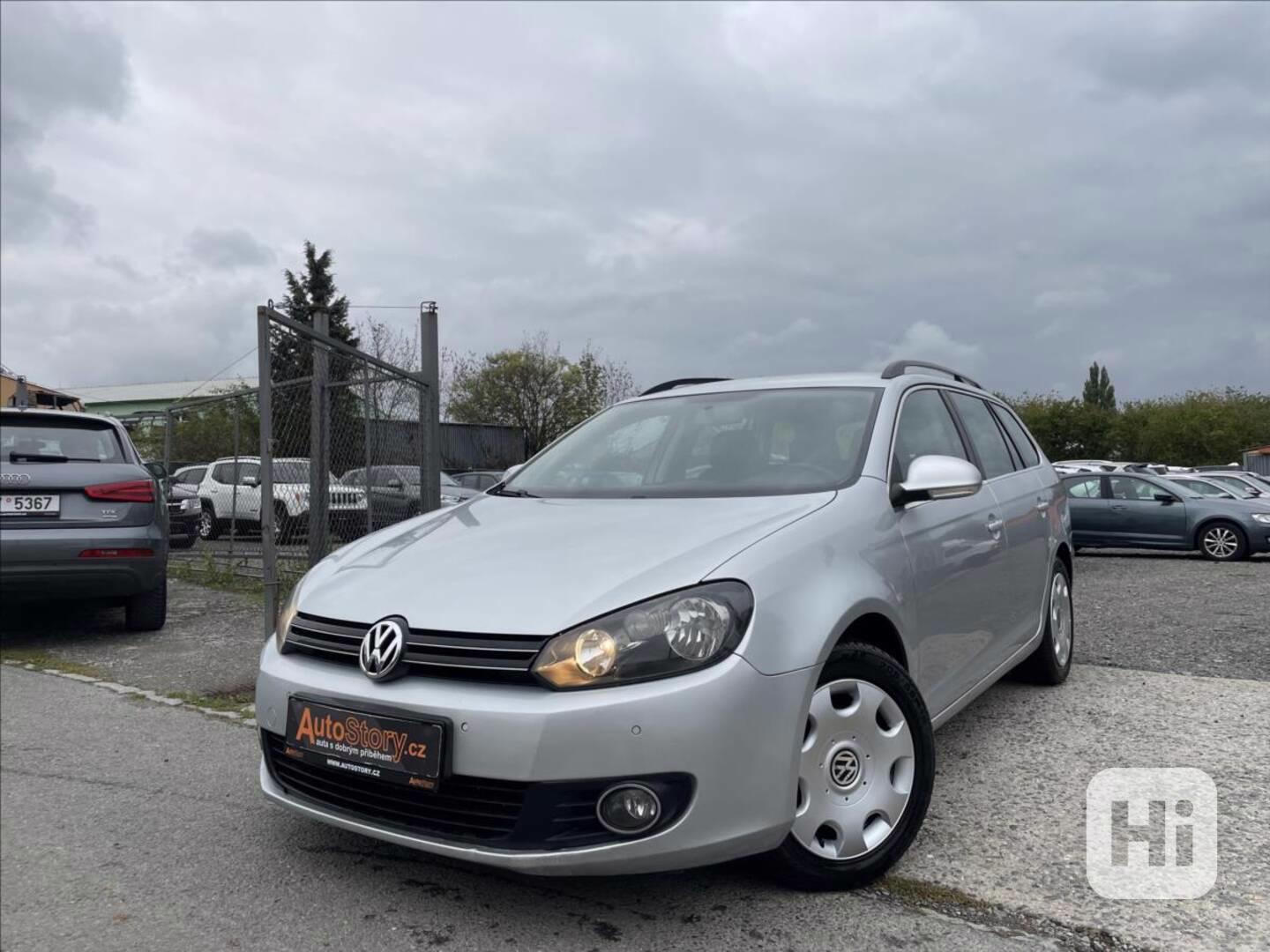 Volkswagen Golf 1,6 TDI 77KW 1.MAJITEL SERVIS - foto 1