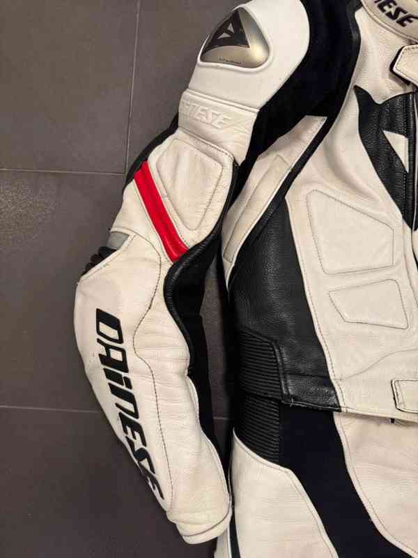 Kožená kombinéza Dainese Avro - foto 6