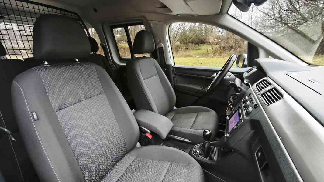 VW Caddy 2.0 TDi,75kW,ČR,2020,DPH,TOP stav - foto 12