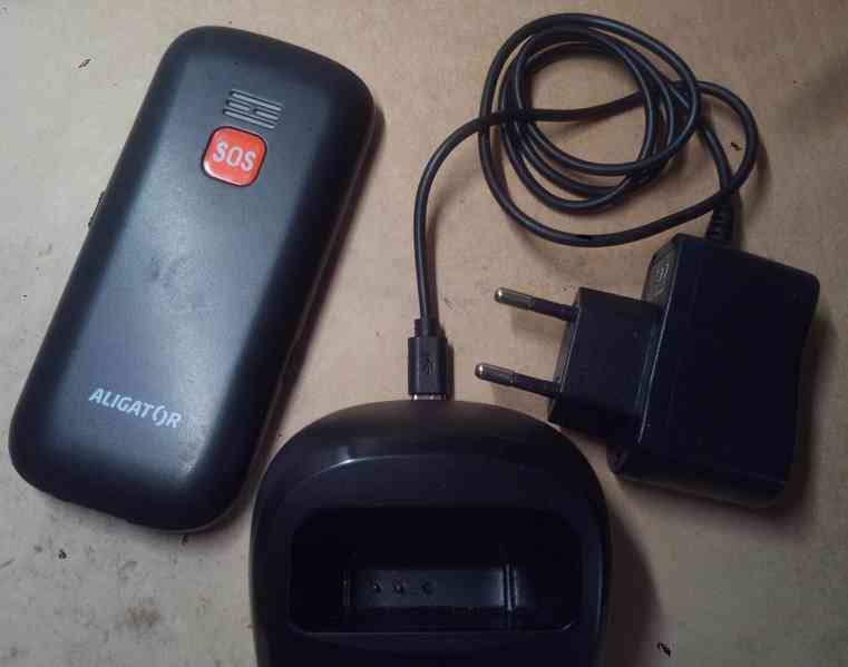 Telefon Aligator A321 a telefon ZTE GS202 - foto 5