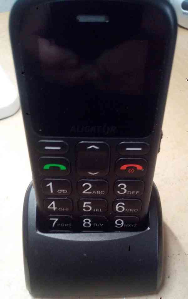 Telefon Aligator A321 a telefon ZTE GS202 - foto 4