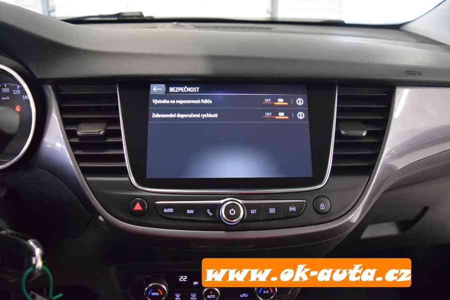 Opel Crossland X 1.2 T 81 kW LED SVÍCENÍ 46 000 KM-DPH - foto 19