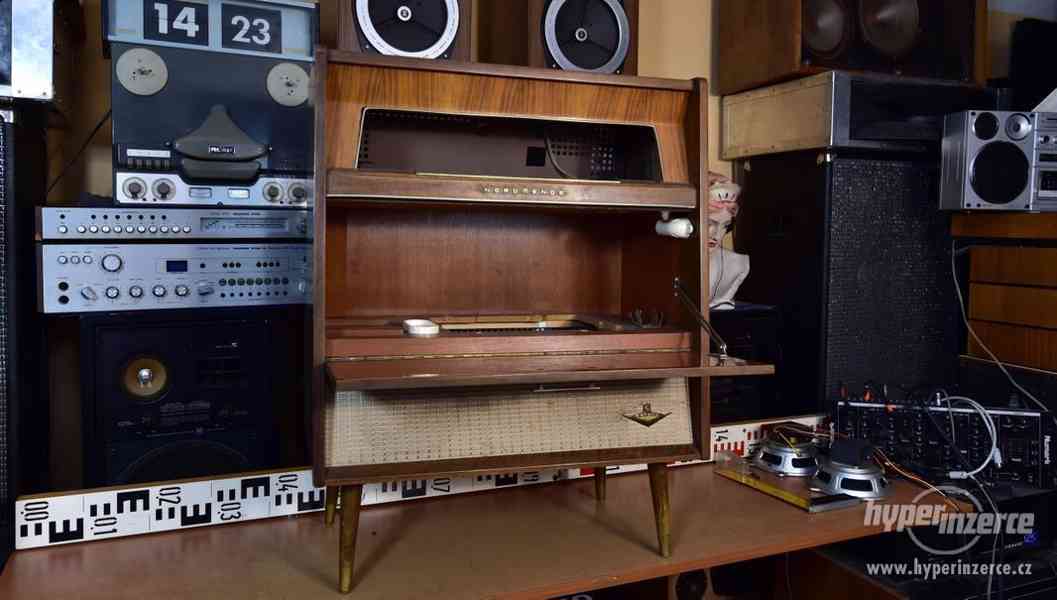 Starožitná hudební skříň na gramofon a rádio - Německo 1960 - foto 1