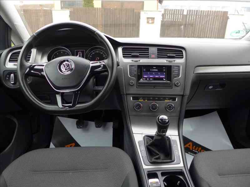 Volkswagen Golf 1,2 TSI AC, VÝHŘEV, 1.MAJITEL - foto 7