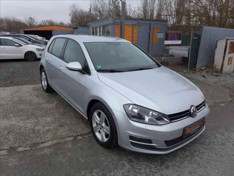 Volkswagen Golf 1,2 TSI AC, VÝHŘEV, 1.MAJITEL - foto 2
