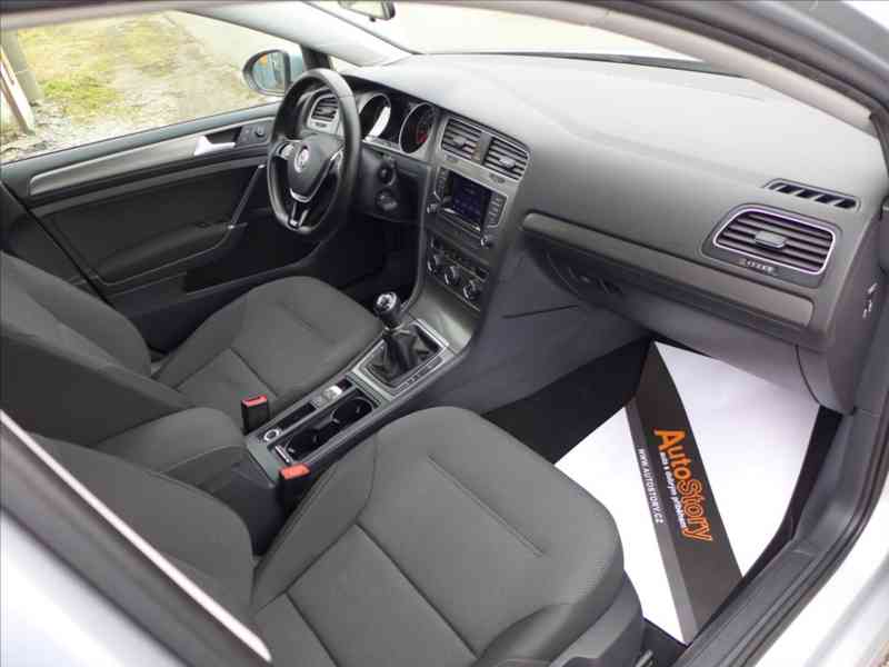 Volkswagen Golf 1,2 TSI AC, VÝHŘEV, 1.MAJITEL - foto 10