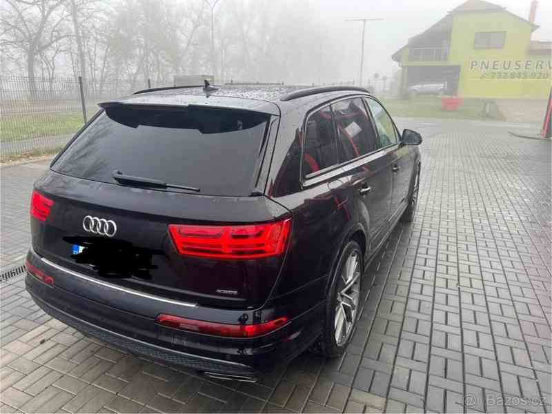 Audi Q7 - foto 19