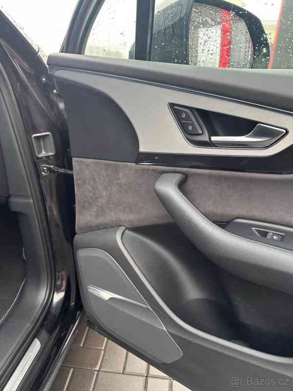 Audi Q7 - foto 11