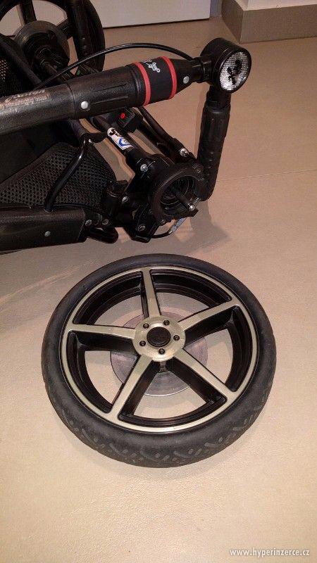 Hartan Racer GT s ruční brzdou - foto 12