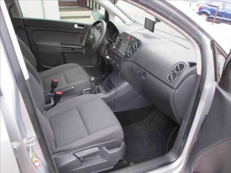 Volkswagen Golf Plus 1,6 MPI DIGI.KLIMA,SERVISKA - foto 13