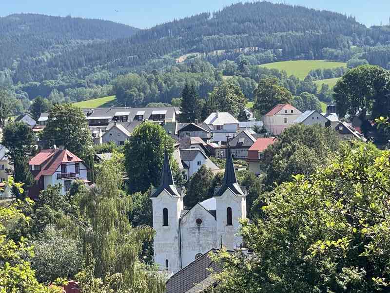 Kašperské Hory st. pozemek 4430 m2 s původním domem - foto 13