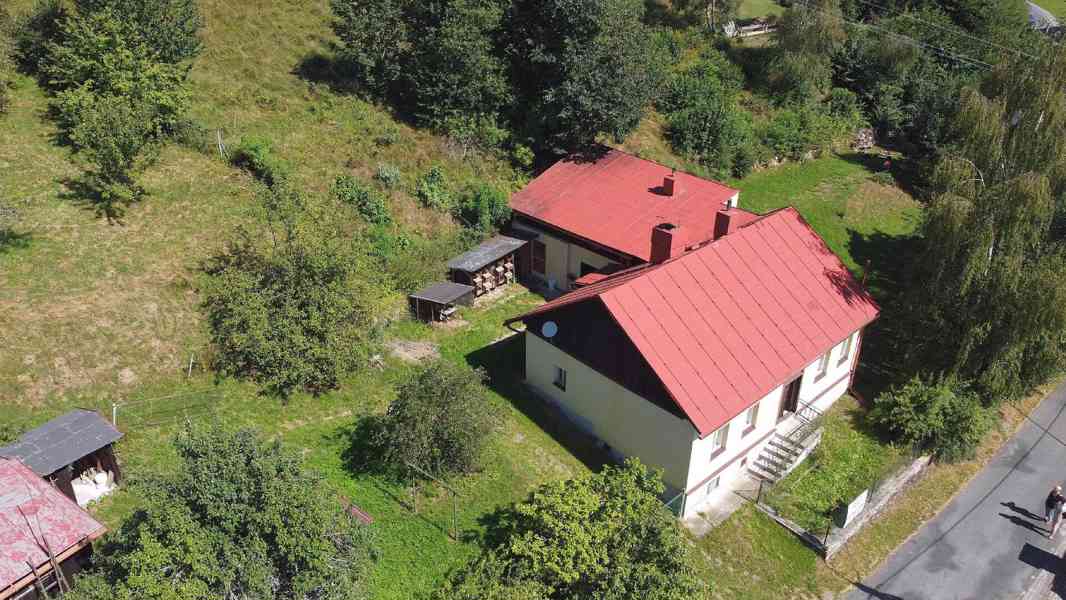 Kašperské Hory st. pozemek 4430 m2 s původním domem - foto 19