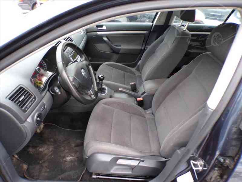 Volkswagen Golf 1,4 TSI DIGI.KLIMA - foto 8