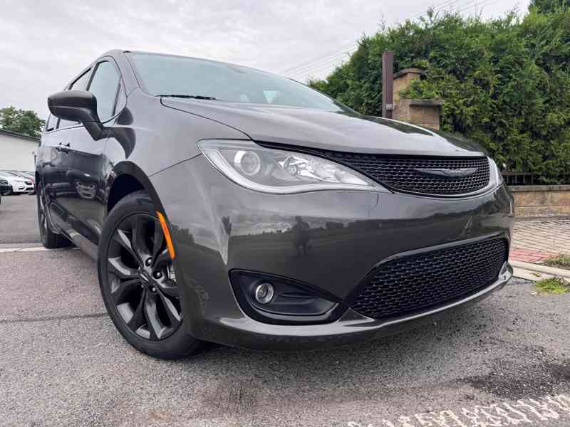 Chrysler Pacifica 3,6 Stype Stown 2021 - foto 6