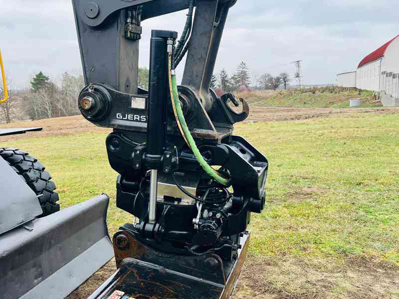 Kolové rypadlo Volvo EW160E (Možnost leasingu) - foto 8