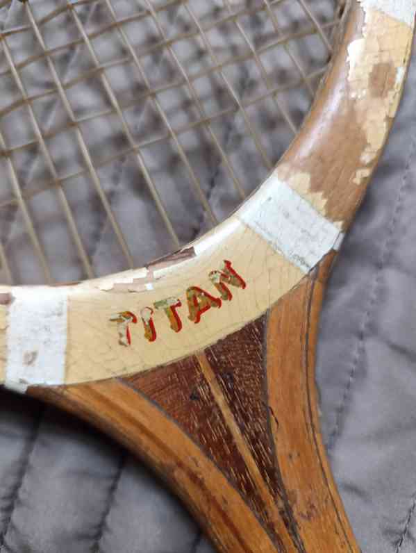 Starožitná tenisová raketa Titan - foto 2