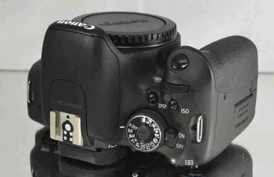 Canon EOS 600D **18 Mpx CMOS / DIGIC 4*Full HDV**  27000 exp - foto 5