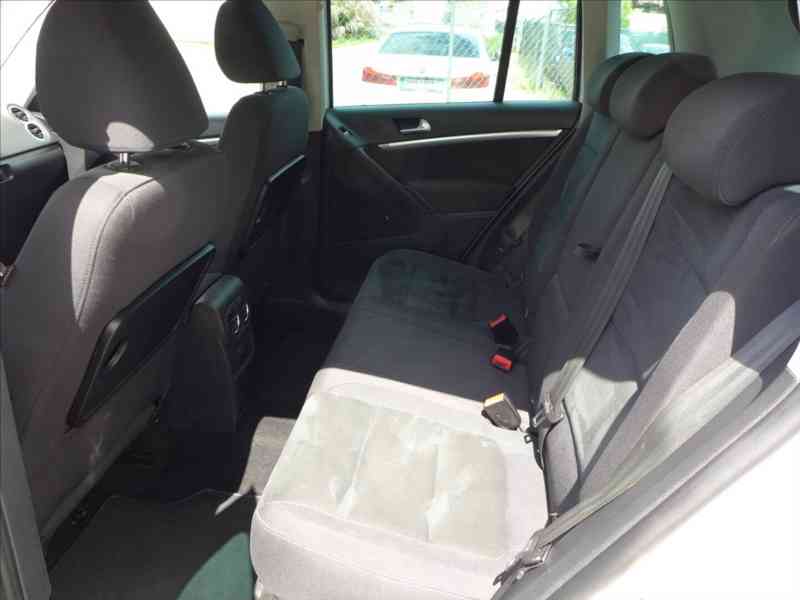 Volkswagen Tiguan 2,0 TDI DIGI AC, 1.MAJITEL - foto 6