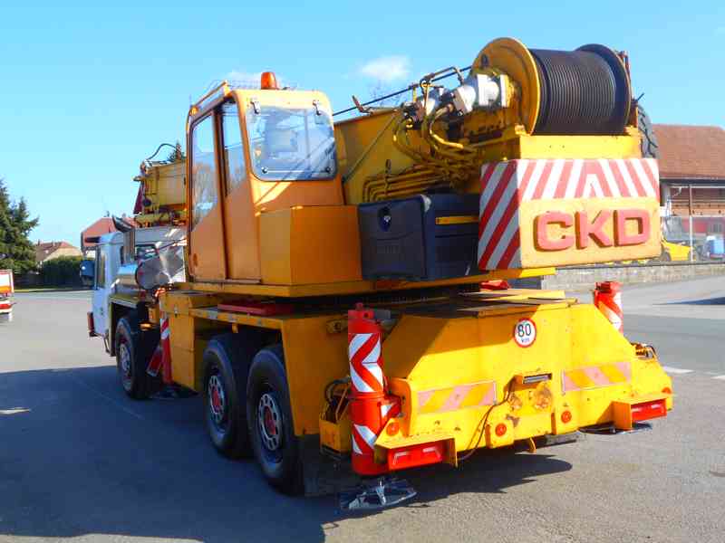 TATRA T815 AD28 6x6 - foto 8