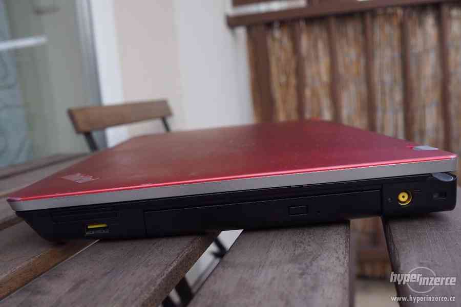 Prodám notebook Lenovo ThinkPad Edge E525 červený - foto 6