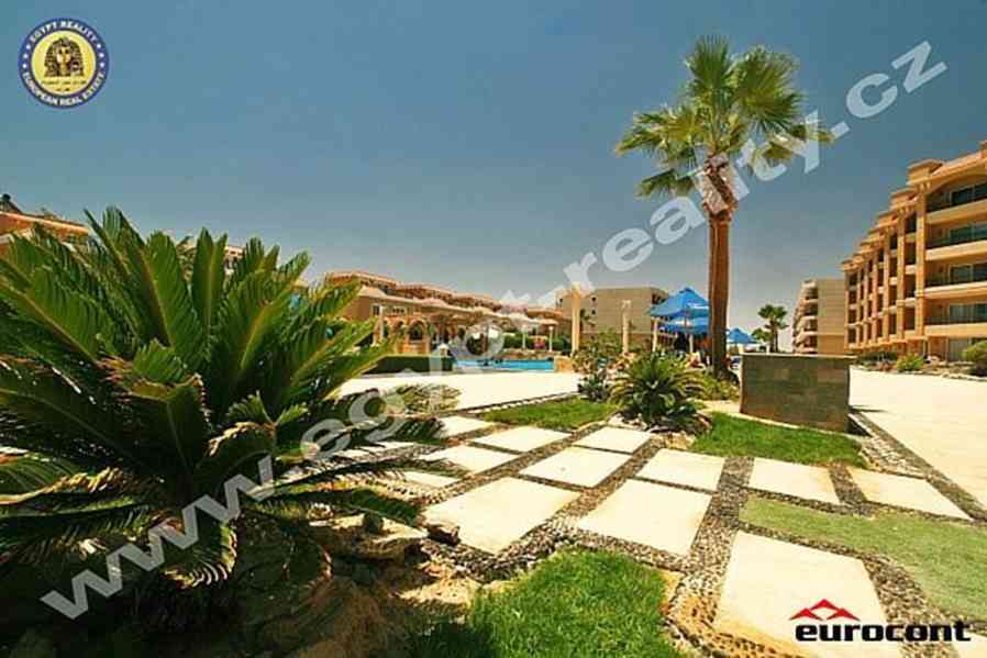 EGYPT - Hurghada, zařízený nový apartmán 3+kk v plážovém res - foto 3