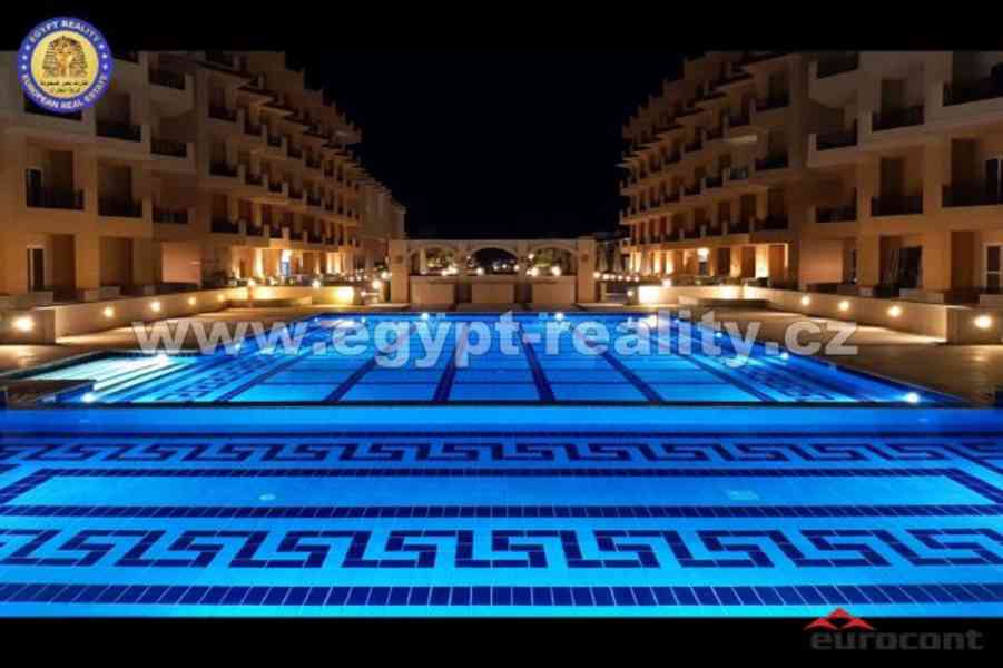 EGYPT - Hurghada, zařízený nový apartmán 3+kk v plážovém res - foto 8