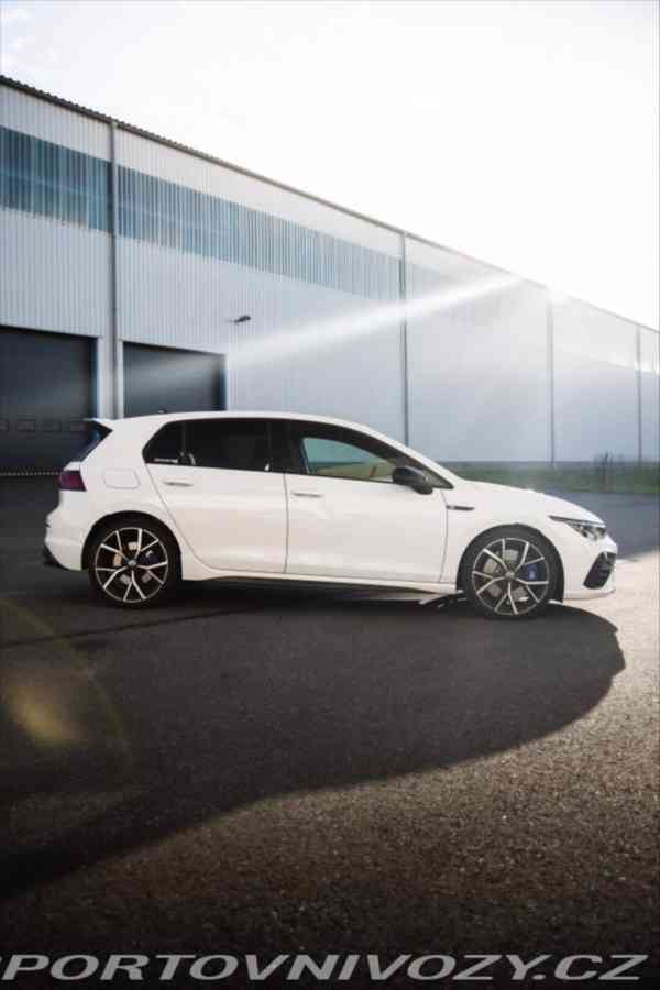 Volkswagen Golf 2,0   R 4M DSG, DP, Eventuri - foto 24