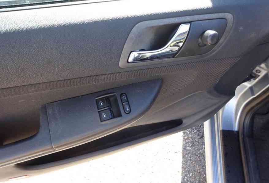 Škoda Fabia 1.9 SDI Combi r.v.2004 (STK:10/2027) - foto 6