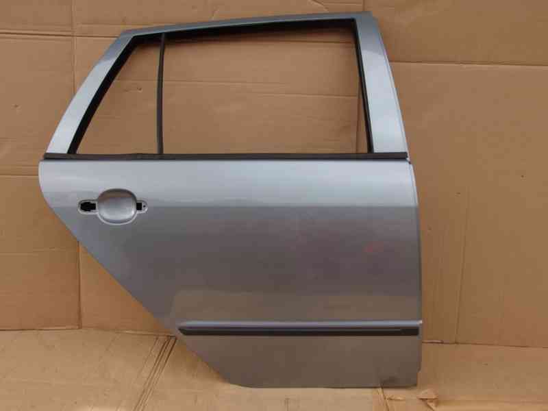 Pravé zadní dveře Škoda Fabia I combi