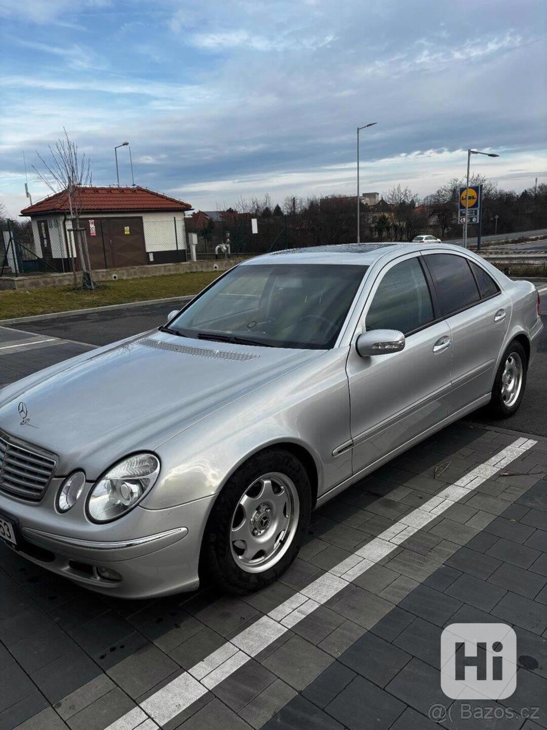 Mercedes-Benz Třídy E 2,7 - foto 1