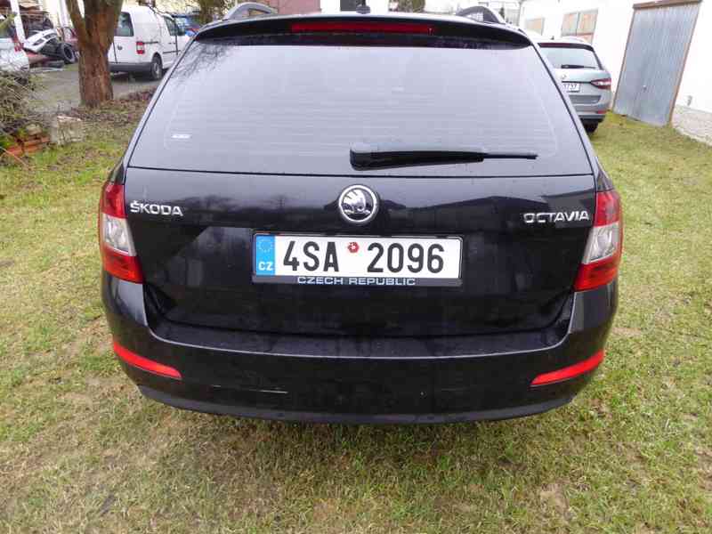 ŠKODA Octavia Combi Style 2,0 TDI 110 kW DSG - foto 4