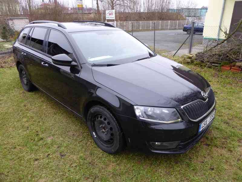 ŠKODA Octavia Combi Style 2,0 TDI 110 kW DSG - foto 7