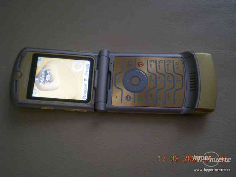 Motorola RazrV3i DOLCEGABBANA - originál pozlacený telefon - foto 3