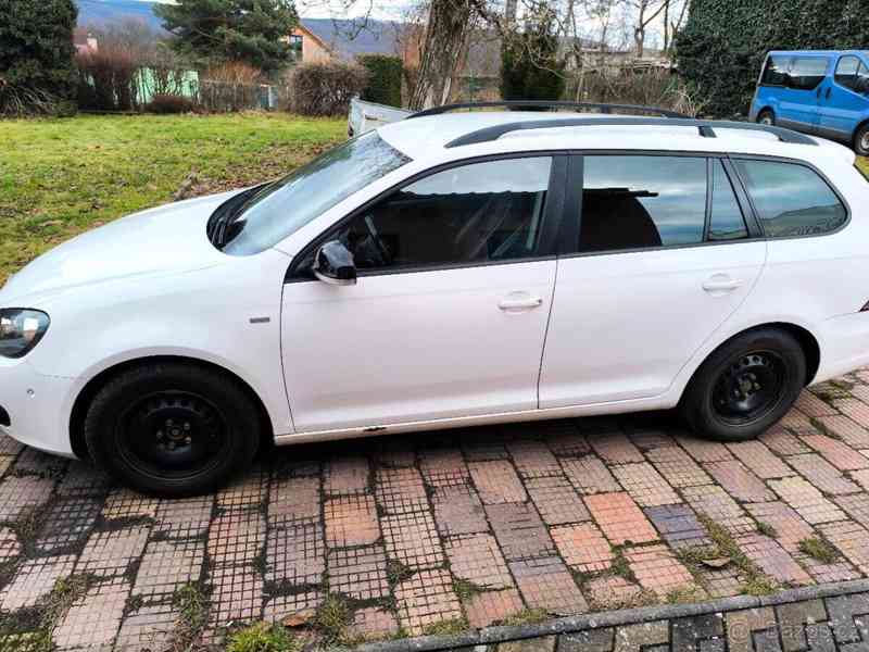 Volkswagen Golf 1,6   VARIANT MATCH - foto 9