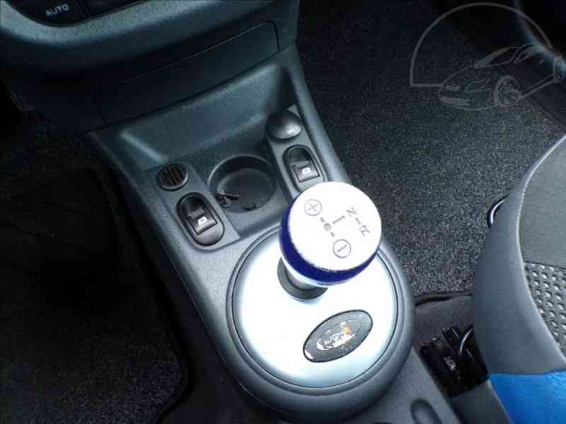 Citroën C2 1,4 i VTR AUTOMAT - foto 8