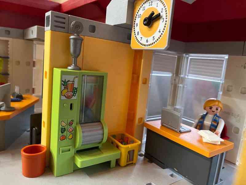 Playmobil škola  - foto 6