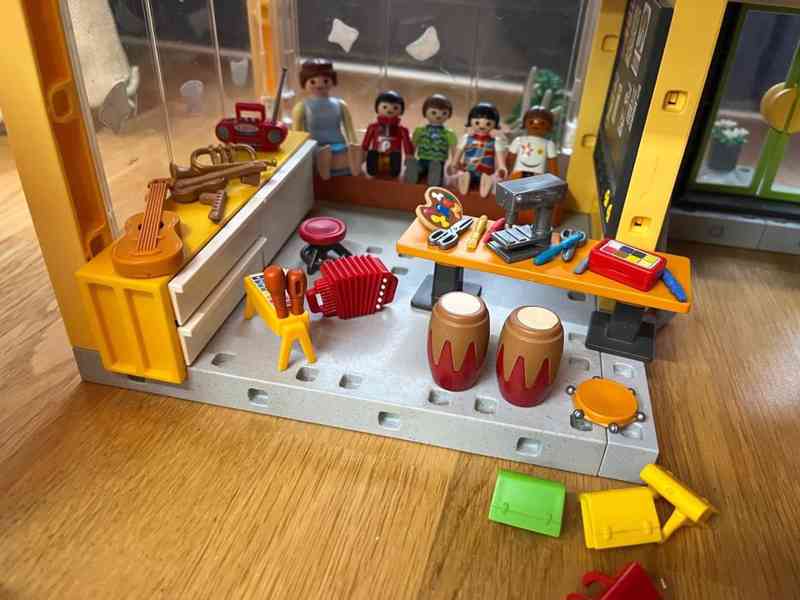 Playmobil škola  - foto 4