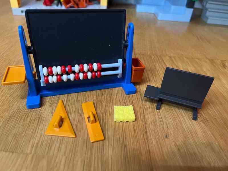 Playmobil škola  - foto 16