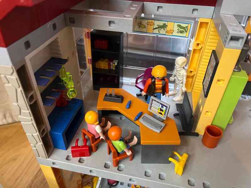 Playmobil škola  - foto 5